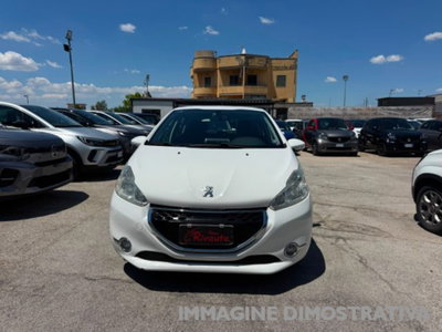 Peugeot 208 HDi 68 CV 5 porte Allure (4)
