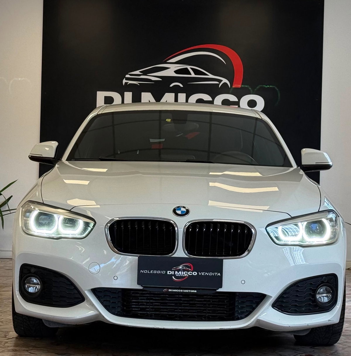 BMW Serie 1 116d 2.0 116CV cat 5 porte Attiva DPF (2)