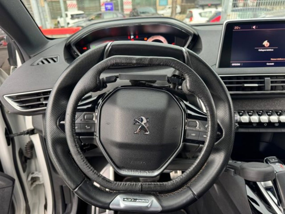 Peugeot 3008 BlueHDi 130 S&S EAT8 GT Line (17)