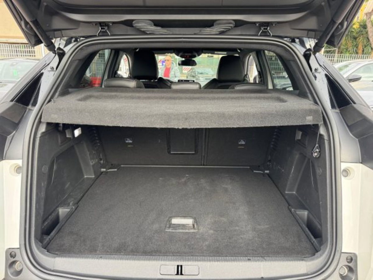 Peugeot 3008 BlueHDi 130 S&S EAT8 GT Line (20)