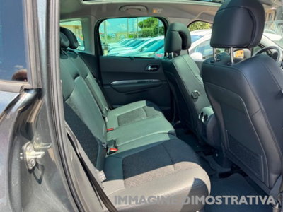 Peugeot 3008 BlueHDi 120 EAT6 S&S Allure (11)