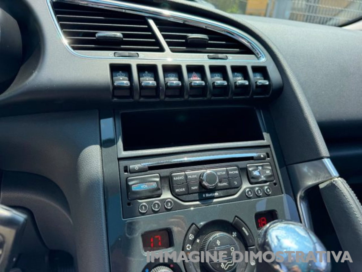 Peugeot 3008 BlueHDi 120 EAT6 S&S Allure (13)