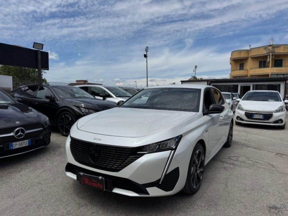 Peugeot 308 Hybrid 225 e-EAT8 GT Pack (4)