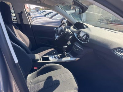 Peugeot 308 PureTech Turbo 130 S&S Allure Pack (12)