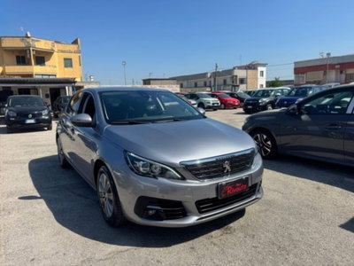 Peugeot 308 PureTech Turbo 130 S&S Allure Pack (3)
