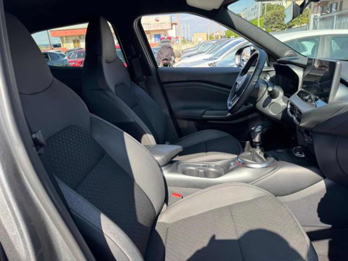 Nissan Juke 1.0 dig-t N-Connecta 114cv (4)