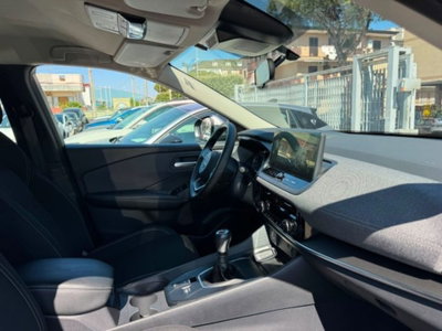 Nissan Qashqai 1.3 mhev Acenta 2wd 140cv (12)