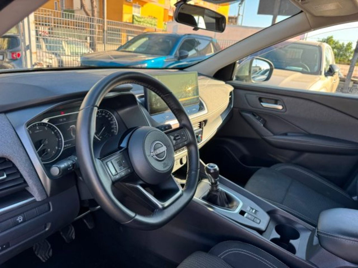 Nissan Qashqai 1.3 mhev Acenta 2wd 140cv (12)