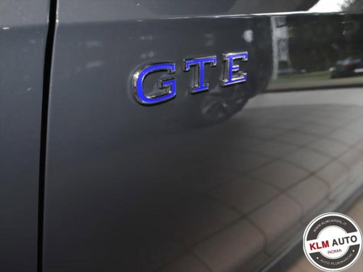Volkswagen Golf 1.5 tsi ehybrid GTE 272cv dsg (7)