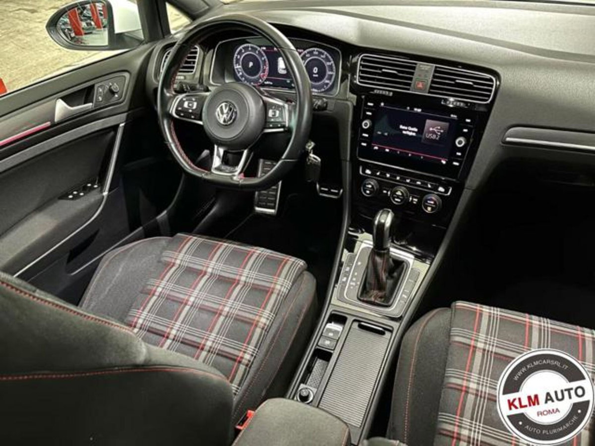 Volkswagen Golf 2.0 tsi GTI MT Ultimate 245cv (14)
