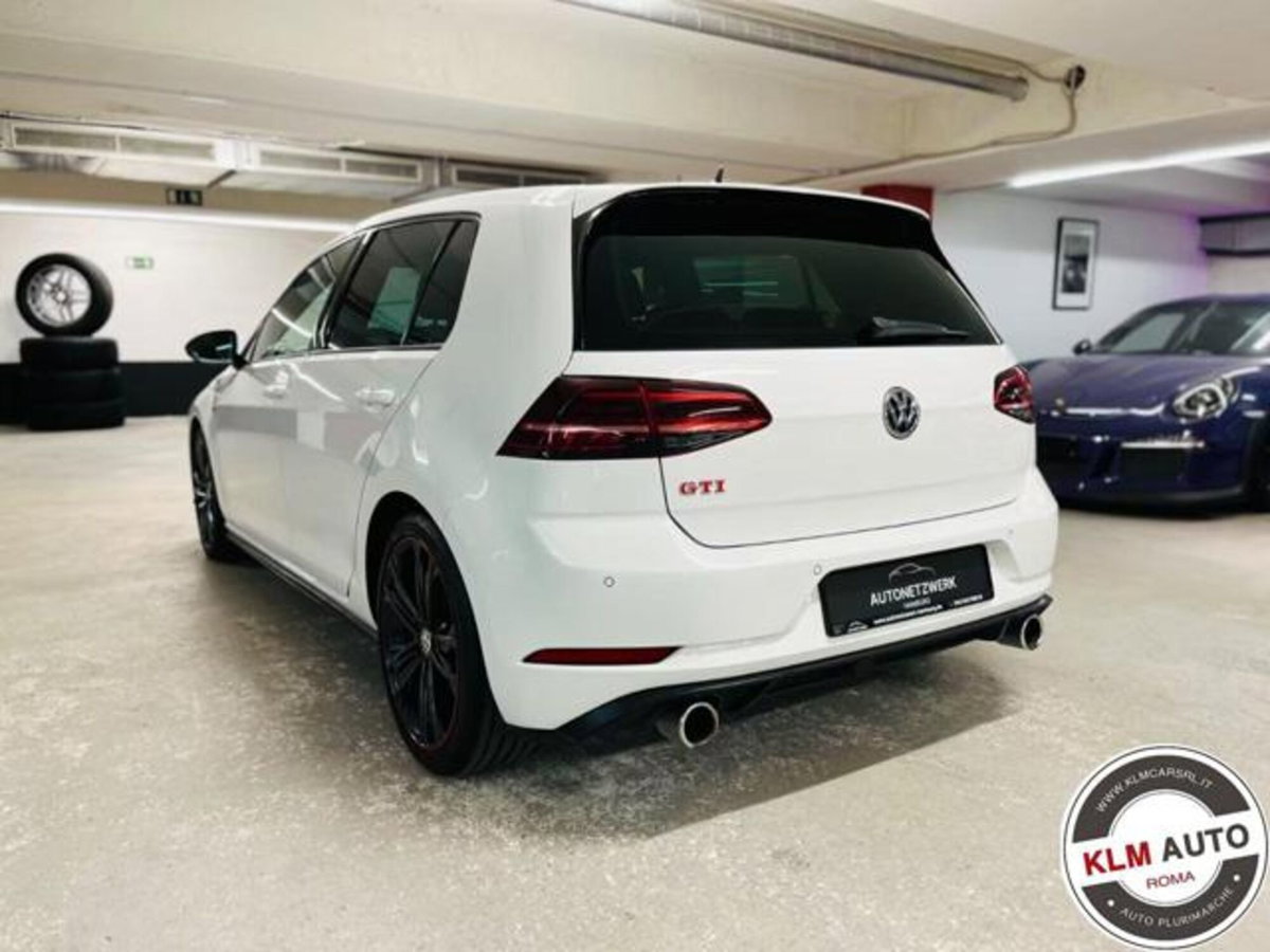Volkswagen Golf 2.0 tsi GTI MT Ultimate 245cv (6)