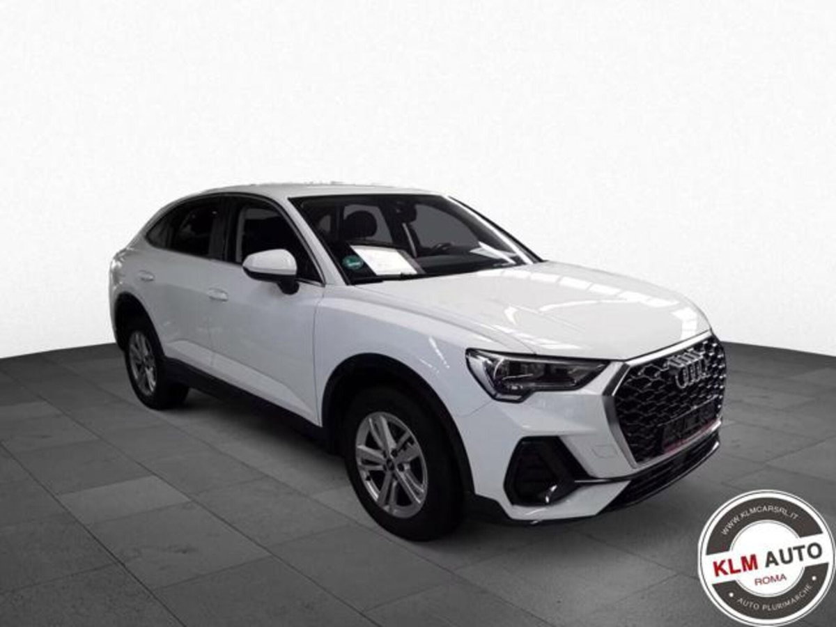 Audi Q3 45 TFSI e S tronic Business (5)