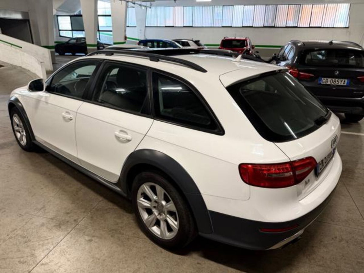 Audi A4 Allroad 2.0 TDI 177 CV (10)