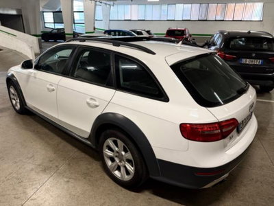 Audi A4 Allroad 2.0 TDI 177 CV (10)