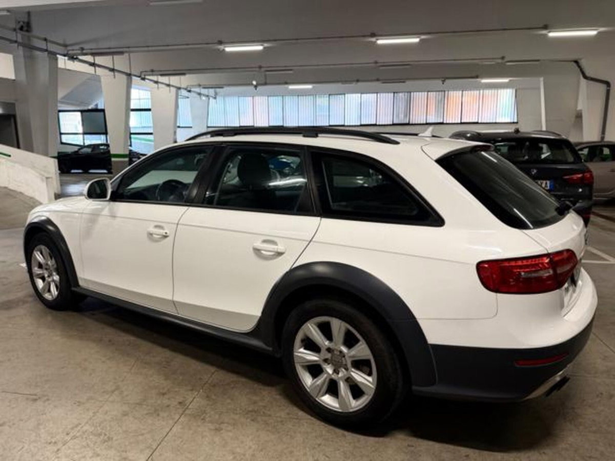 Audi A4 Allroad 2.0 TDI 177 CV (11)