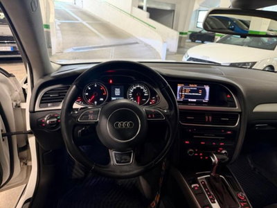 Audi A4 Allroad 2.0 TDI 177 CV (12)