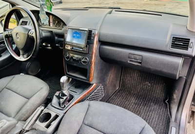 Mercedes-Benz Classe A 170 Avantgarde (14)
