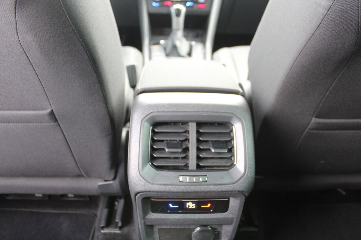 Volkswagen Tiguan 2.0 TDI 150 CV SCR DSG 4MOTION Life (12)