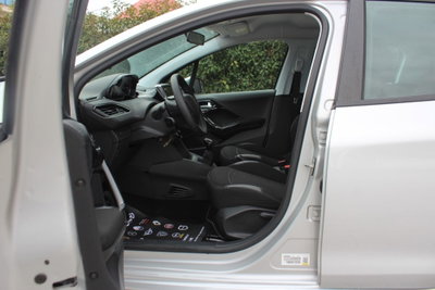 Peugeot 208 75 5 porte Active (10)