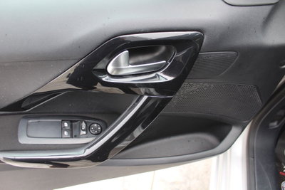 Peugeot 208 75 5 porte Active (11)