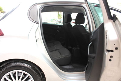 Peugeot 208 75 5 porte Active (14)