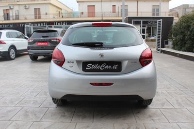 Peugeot 208 75 5 porte Active (4)
