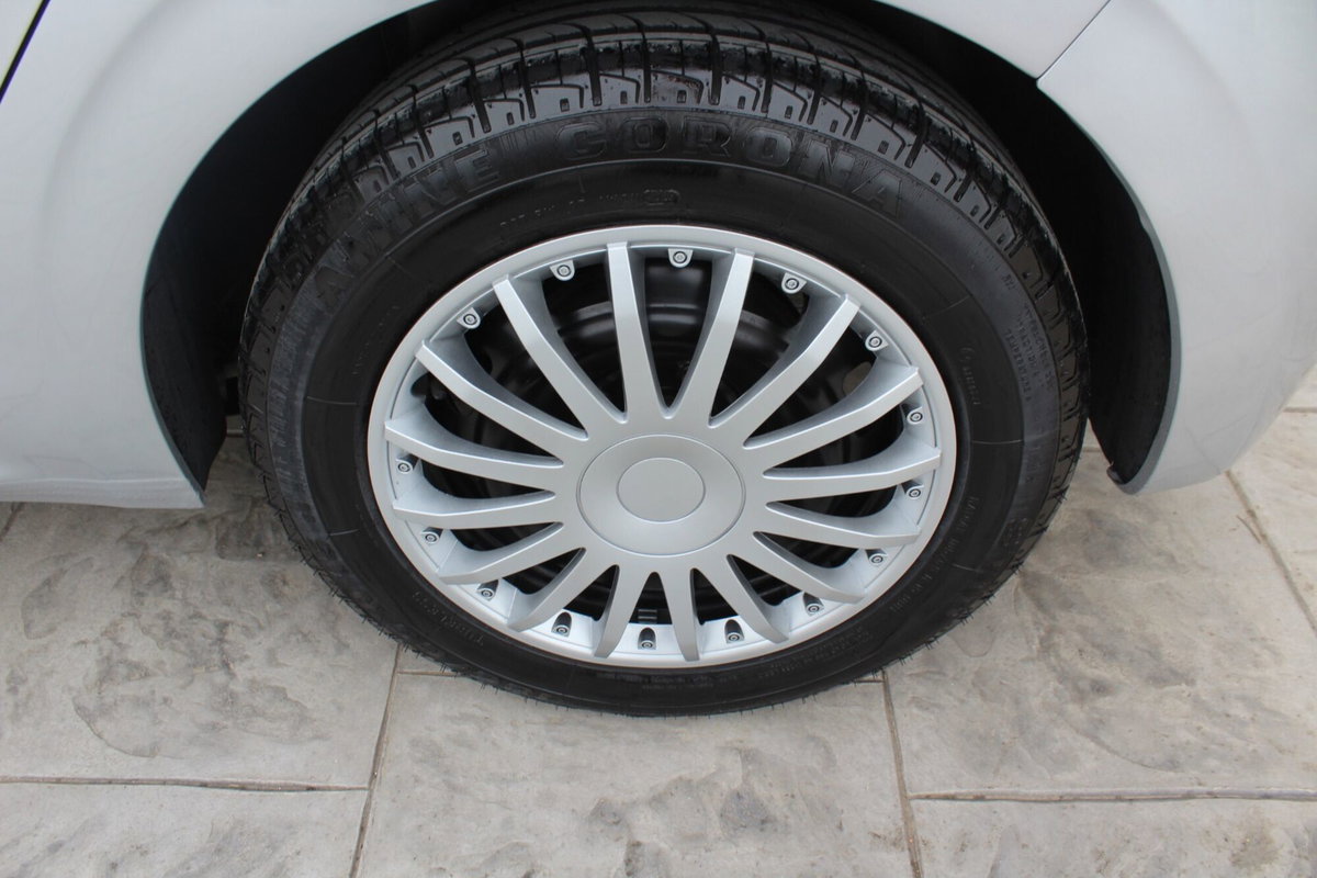 Peugeot 208 75 5 porte Active (8)