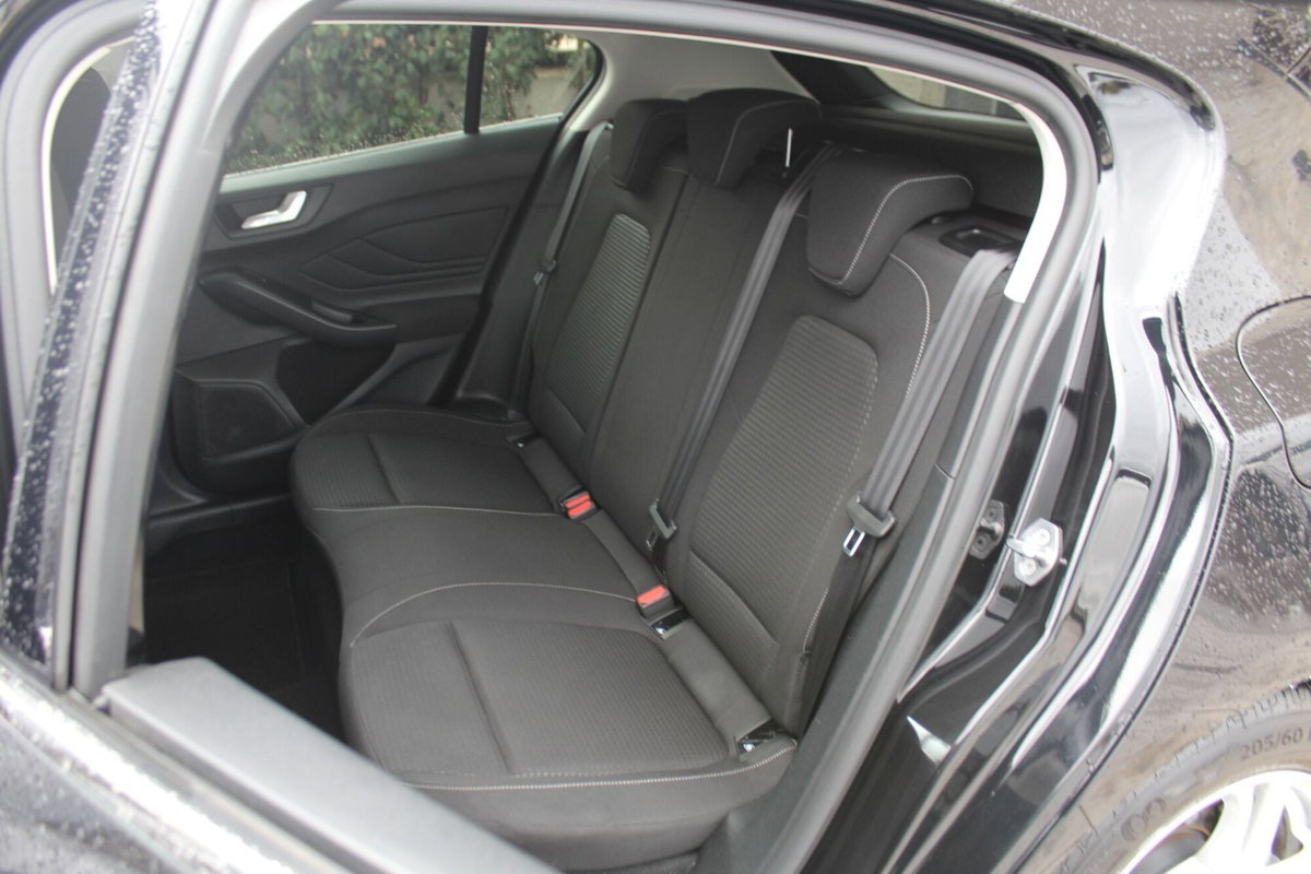 Ford Focus 1.5 EcoBlue 120 CV 5p. Business (11)