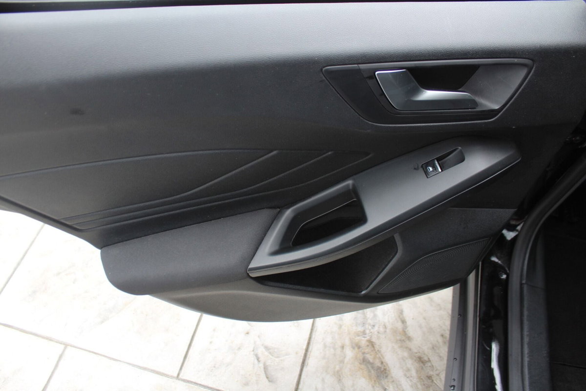 Ford Focus 1.5 EcoBlue 120 CV 5p. Business (12)