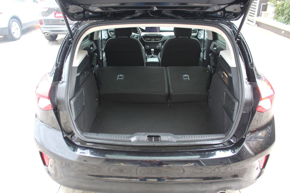 Ford Focus 1.5 EcoBlue 120 CV 5p. Business (15)