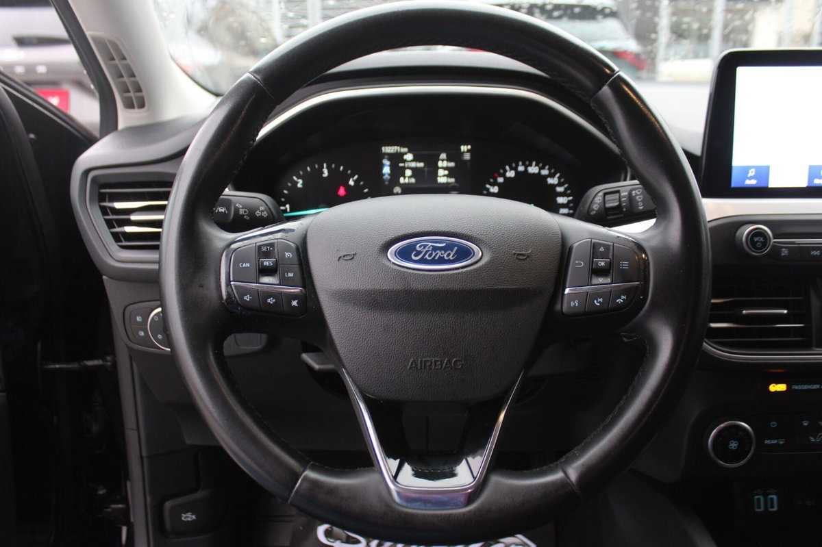 Ford Focus 1.5 EcoBlue 120 CV 5p. Business (17)