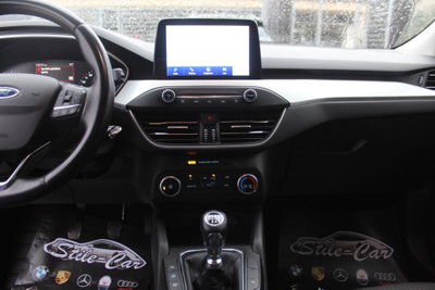 Ford Focus 1.5 EcoBlue 120 CV 5p. Business (19)