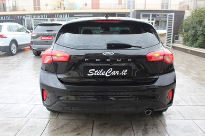 Ford Focus 1.5 EcoBlue 120 CV 5p. Business (4)
