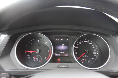Volkswagen Tiguan 2.0 TDI SCR DSG Business BlueMotion Technology (17)