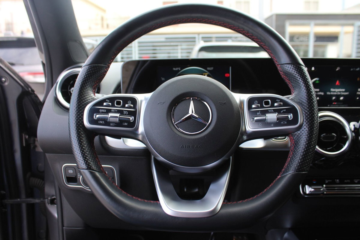 Mercedes-Benz GLB 220 d Automatic 4Matic Premium (16)