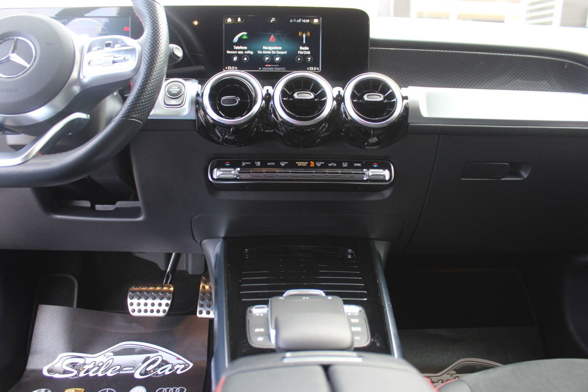 Mercedes-Benz GLB 220 d Automatic 4Matic Premium (19)
