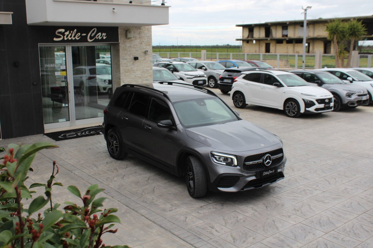 Mercedes-Benz GLB 220 d Automatic 4Matic Premium (5)
