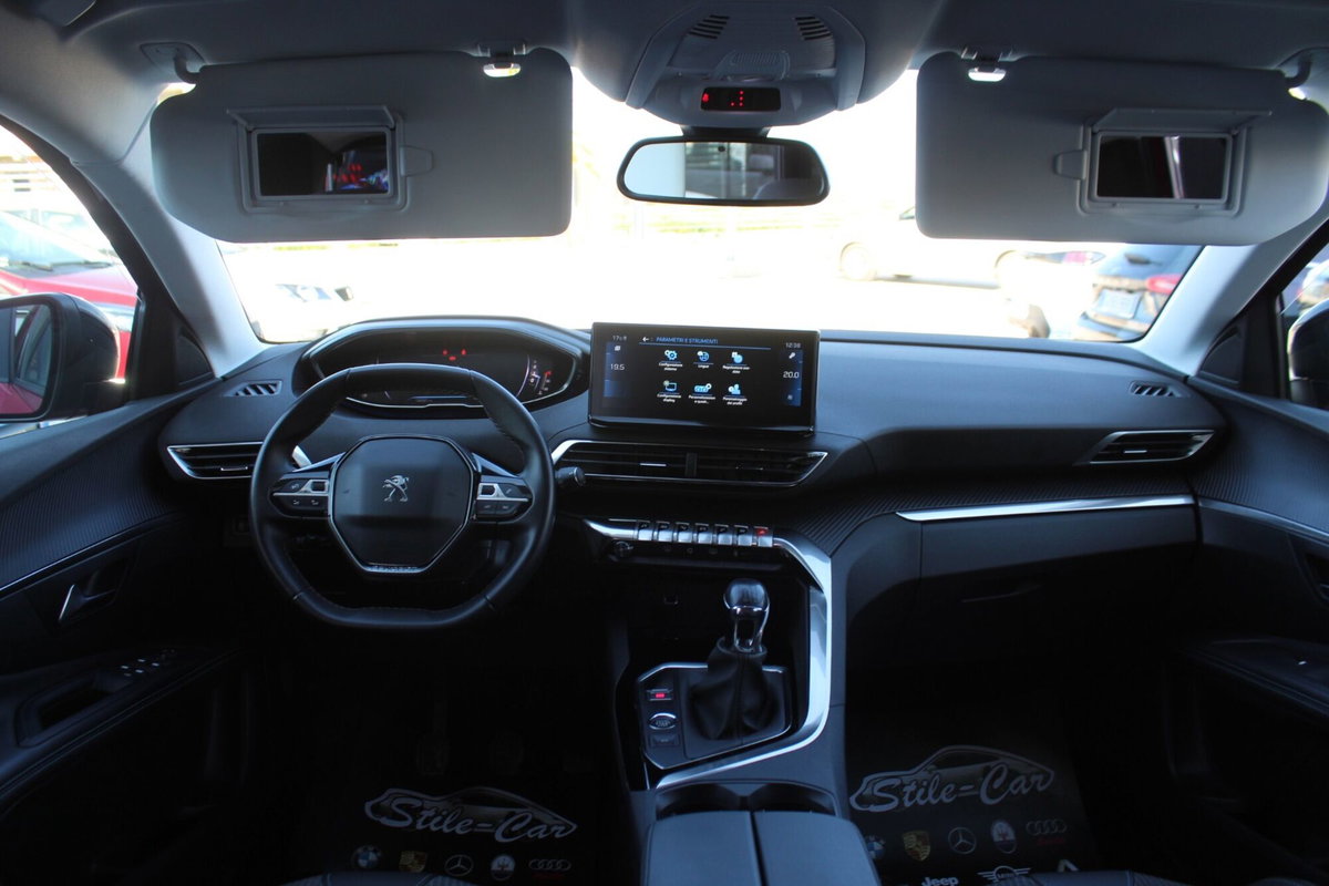 Peugeot 3008 BlueHDi 130 S&S Allure (14)