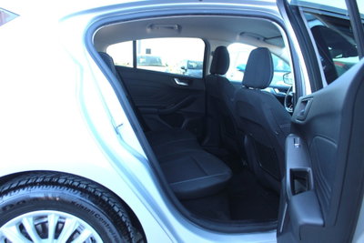 Ford Focus 1.5 EcoBlue 120 CV 5p. Titanium (13)