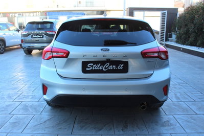 Ford Focus 1.5 EcoBlue 120 CV 5p. Titanium (4)