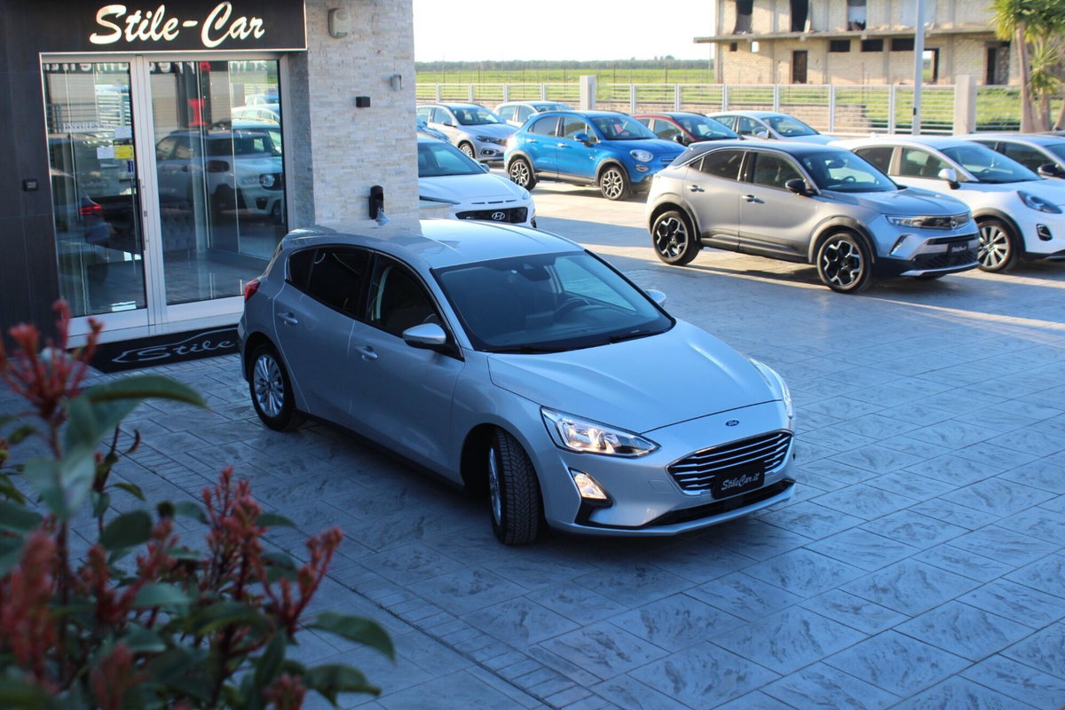 Ford Focus 1.5 EcoBlue 120 CV 5p. Titanium (5)