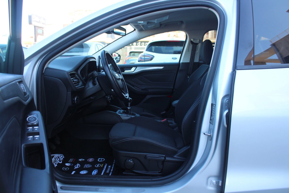 Ford Focus 1.5 EcoBlue 120 CV 5p. Titanium (8)