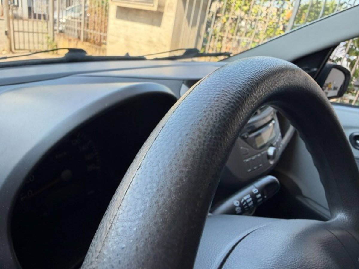 Suzuki Alto 1.0 A/T GL (10)