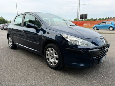 Peugeot 307 16V 5p. D-Sign (3)