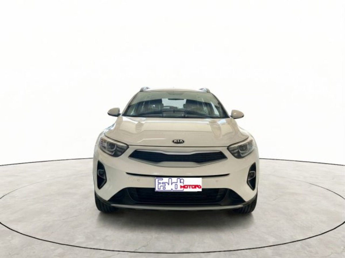 Kia Stonic 1.2 ECO GPL Urban (2)