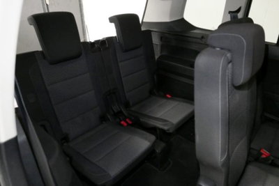 Volkswagen Touran 1.6 TDI 115 CV SCR DSG Business BlueMotion Technology (10)