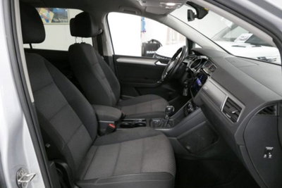 Volkswagen Touran 1.6 TDI 115 CV SCR DSG Business BlueMotion Technology (8)