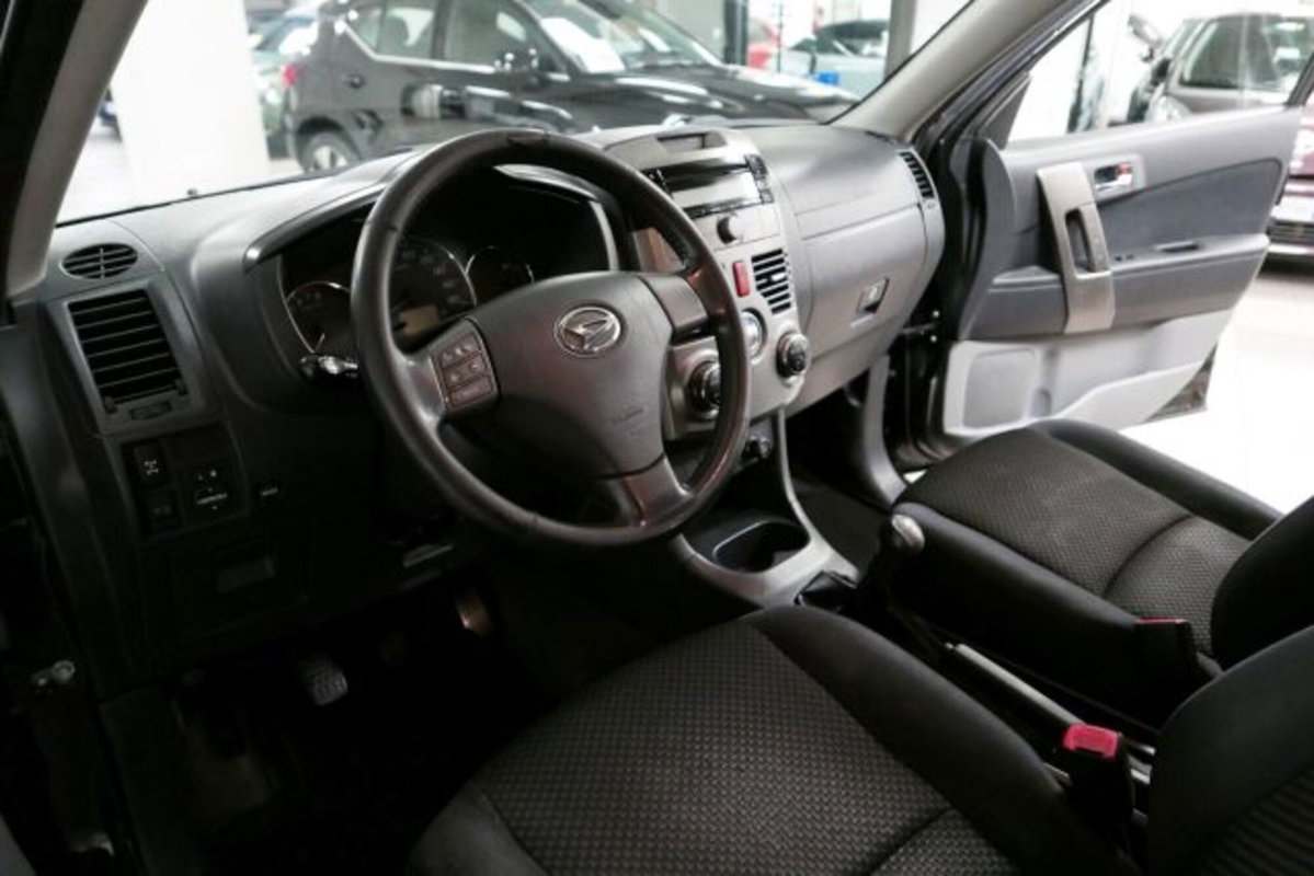 Daihatsu Terios 1.5 4WD B Easy Green Powered (7)
