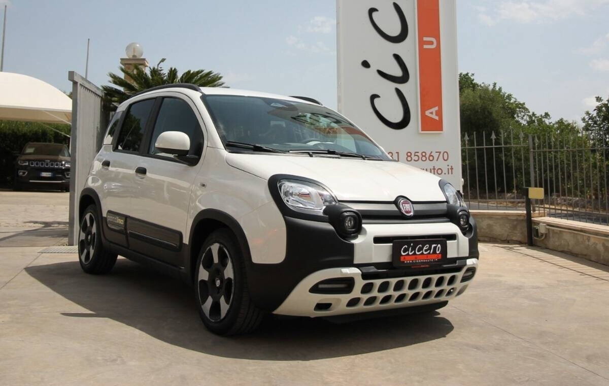 Fiat Panda 1.0 FireFly S&S Hybrid City Cross
