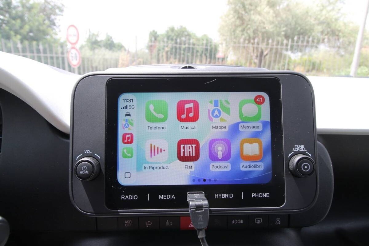 Fiat Panda 1.0 FireFly S&S Hybrid City Cross (10)